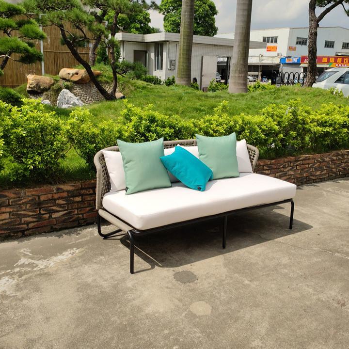 China Overhanging Parasol – 
 Outdoor Garden Sofa With Cushion – Yufulong